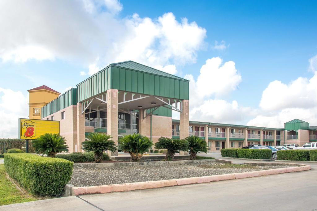 Hotel Super 8 By Wyndham Seguin Exteriér fotografie